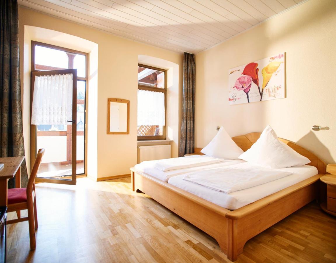 Weinhaus Lenz Otel Briedern Dış mekan fotoğraf