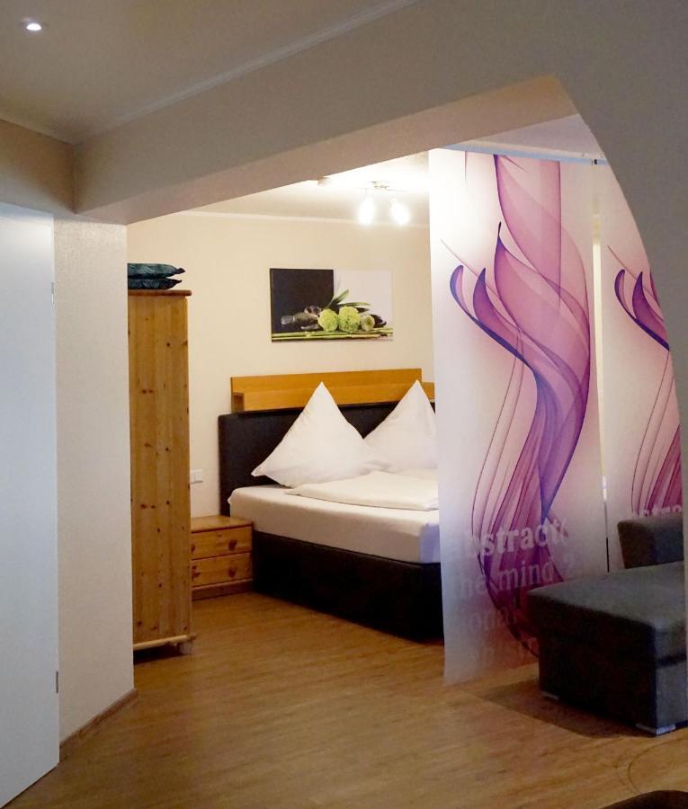 Weinhaus Lenz Otel Briedern Dış mekan fotoğraf